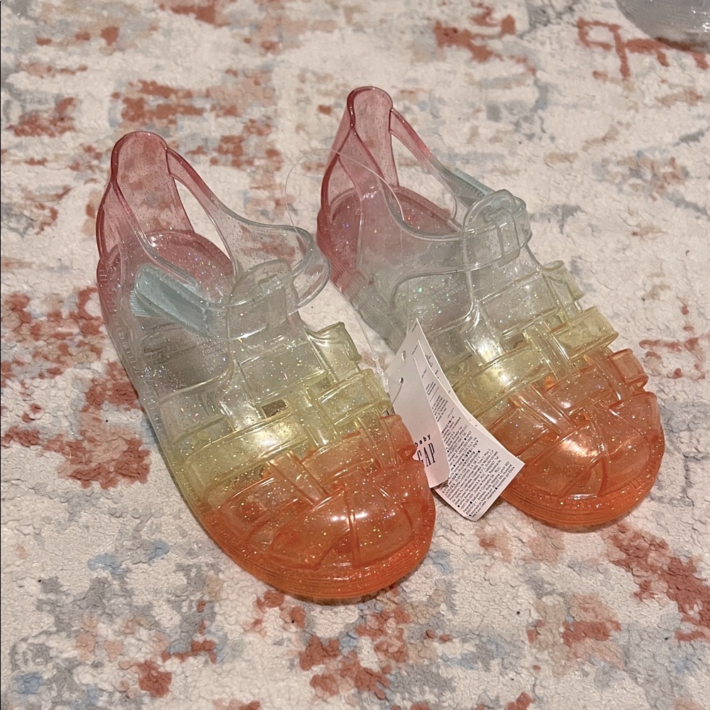 NWT GAP Girl’s Rainbow Glitter Jelly Sandals